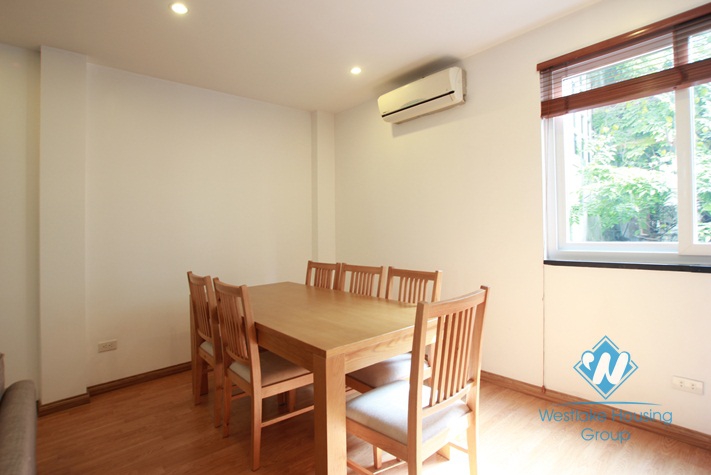 Nice 3 bedroom apartment for lease on Dang Thai Mai, Tay Ho, Ha Noi